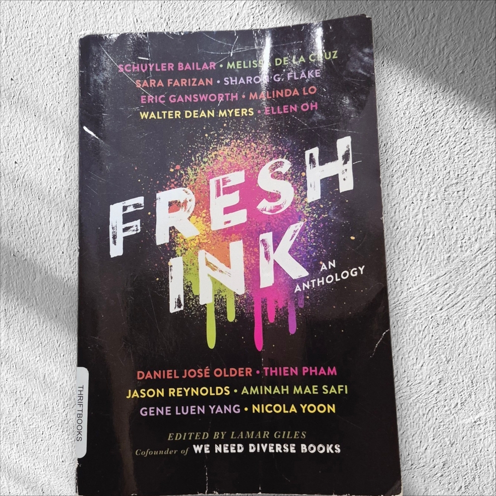 ⭐️⭐️5/$15 Fresh Ink Anthology Book